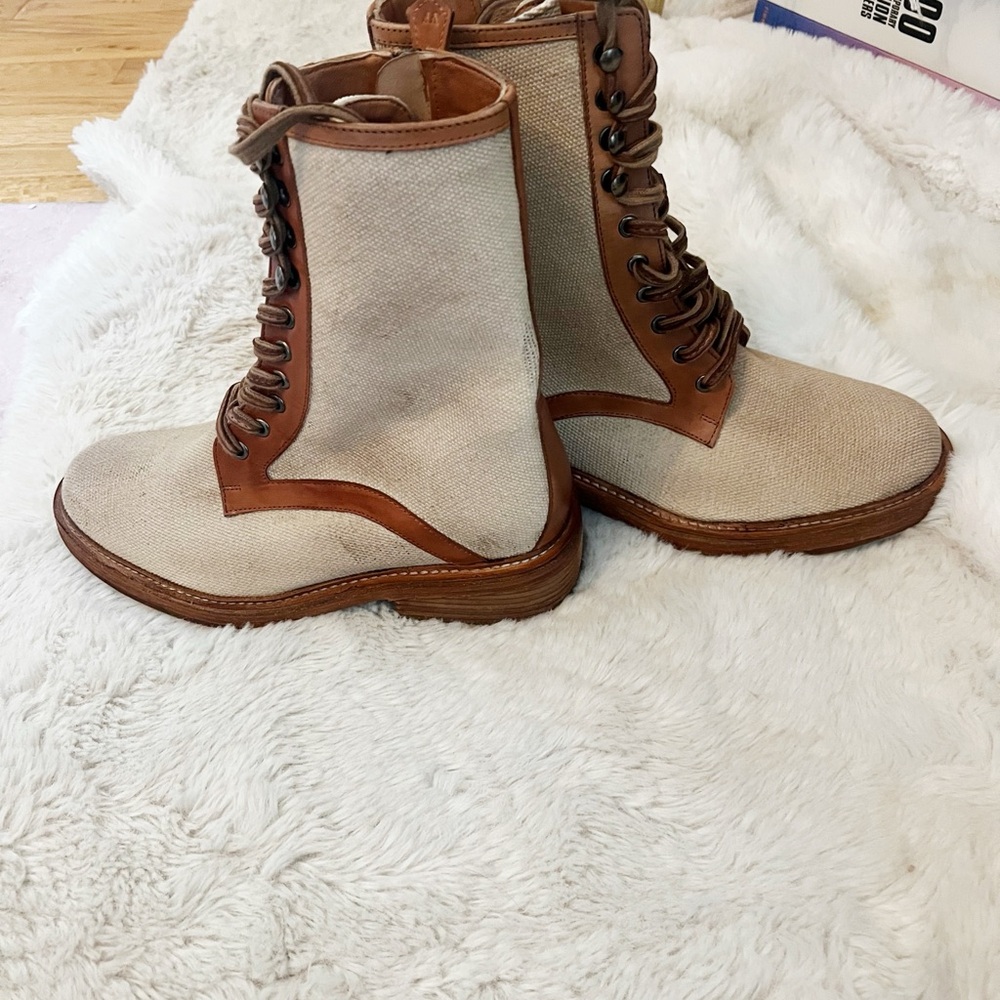 Sz 9 NWOB Vintage Foundry Boots - Picture 3 of 6